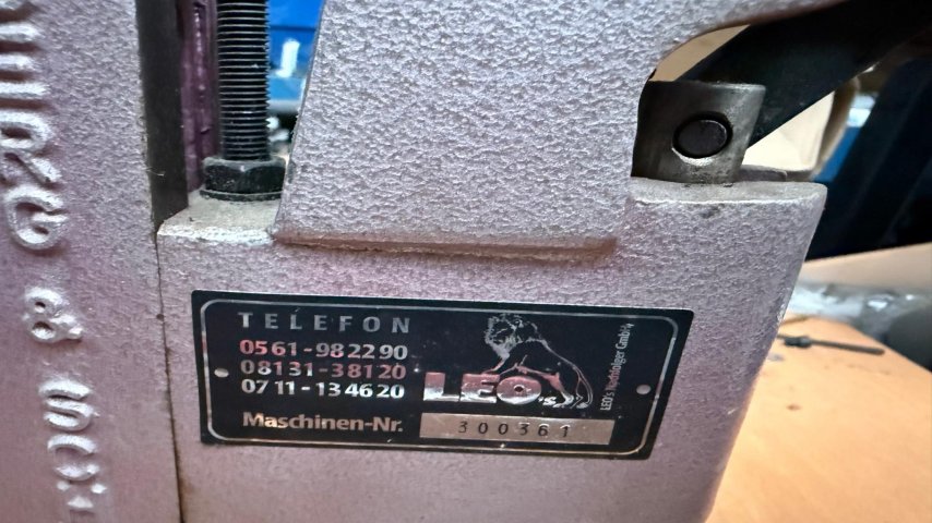 Berg und Schmid, Toggle press for beech corners